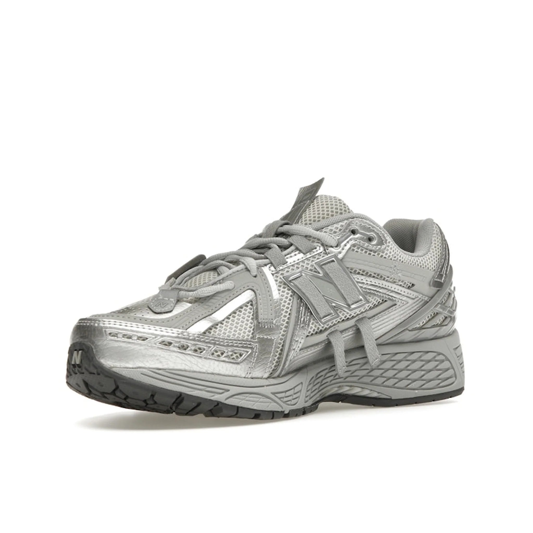 New Balance 1906A Concrete Silver Metallic